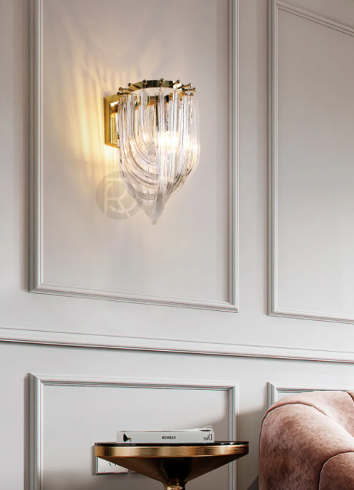 Hyre Wall lamp