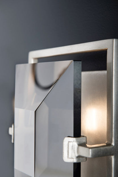 Kenrik Wall Sconce