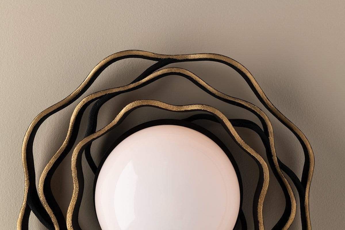 Luma Sconce