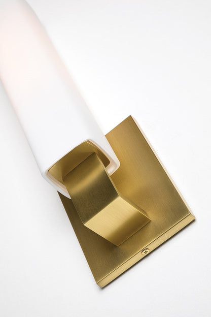 Eilif Wall Lamp