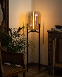 Oda Floor Lamp