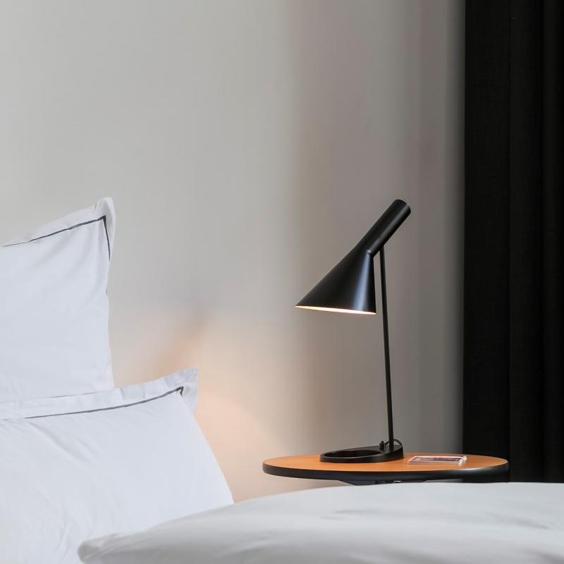 Table Lamp Aberto