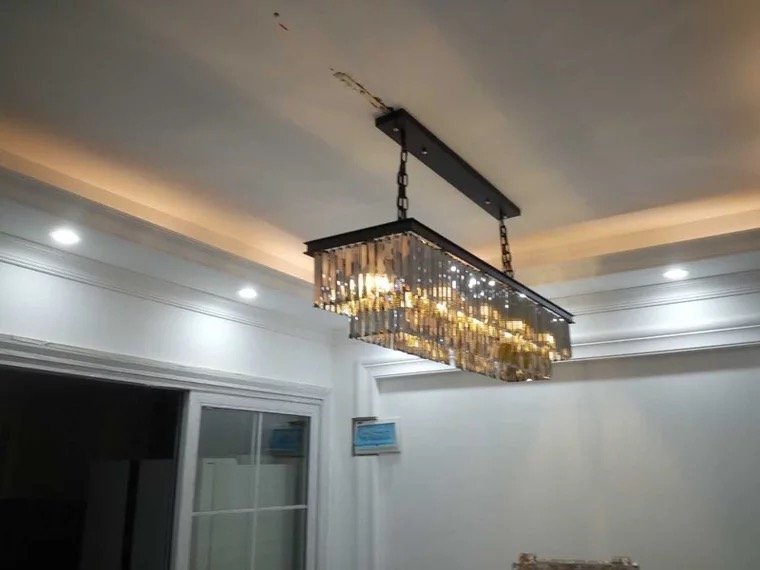 Daania Chandelier